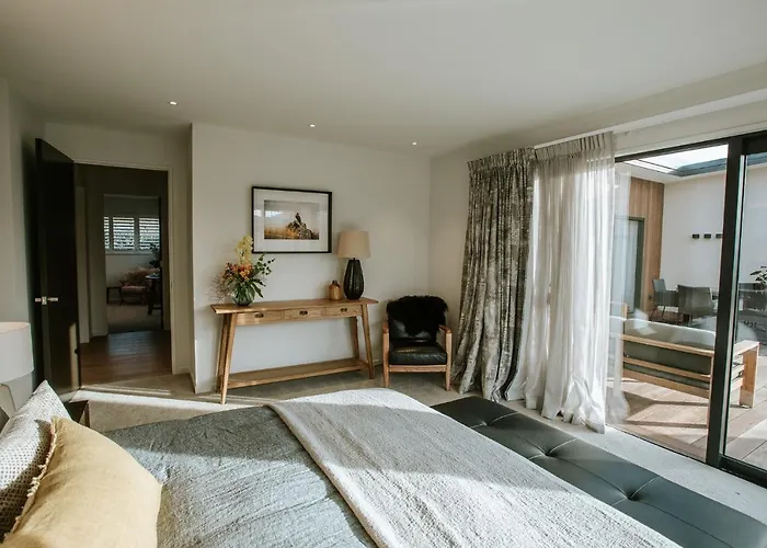 The Heights - Sleeps 8 - Views - Outdoor Fire 別荘 ワナカ